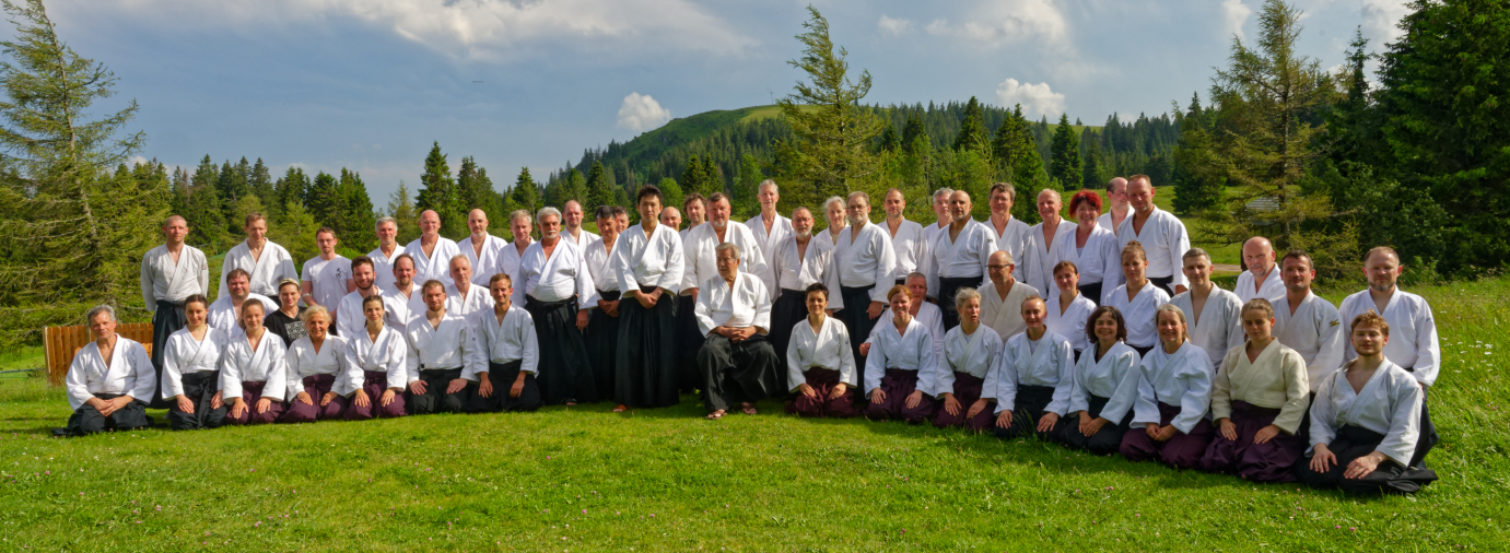 Gruppenfoto des Aikido Lehrgangs auf dem Herzogenhorn (1.Woche)